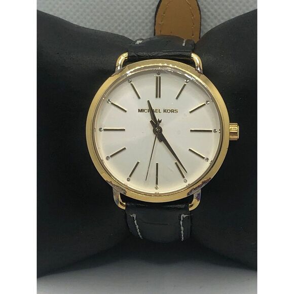 Michael Kors MK2737 Women's Black Leather Analog White Dial Quartz Watch OP421 - Picture 1 of 9